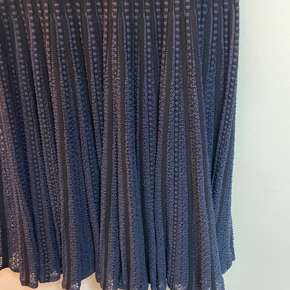 Theory Navy Textured Mini Dress Size Medium - Picture 8 of 12